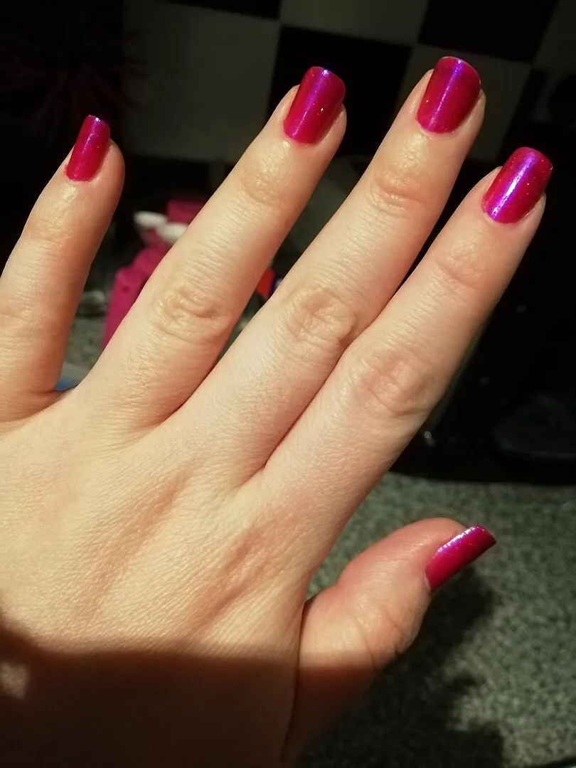 Cirque Colors Wild Berry West nagellack bärig jelly