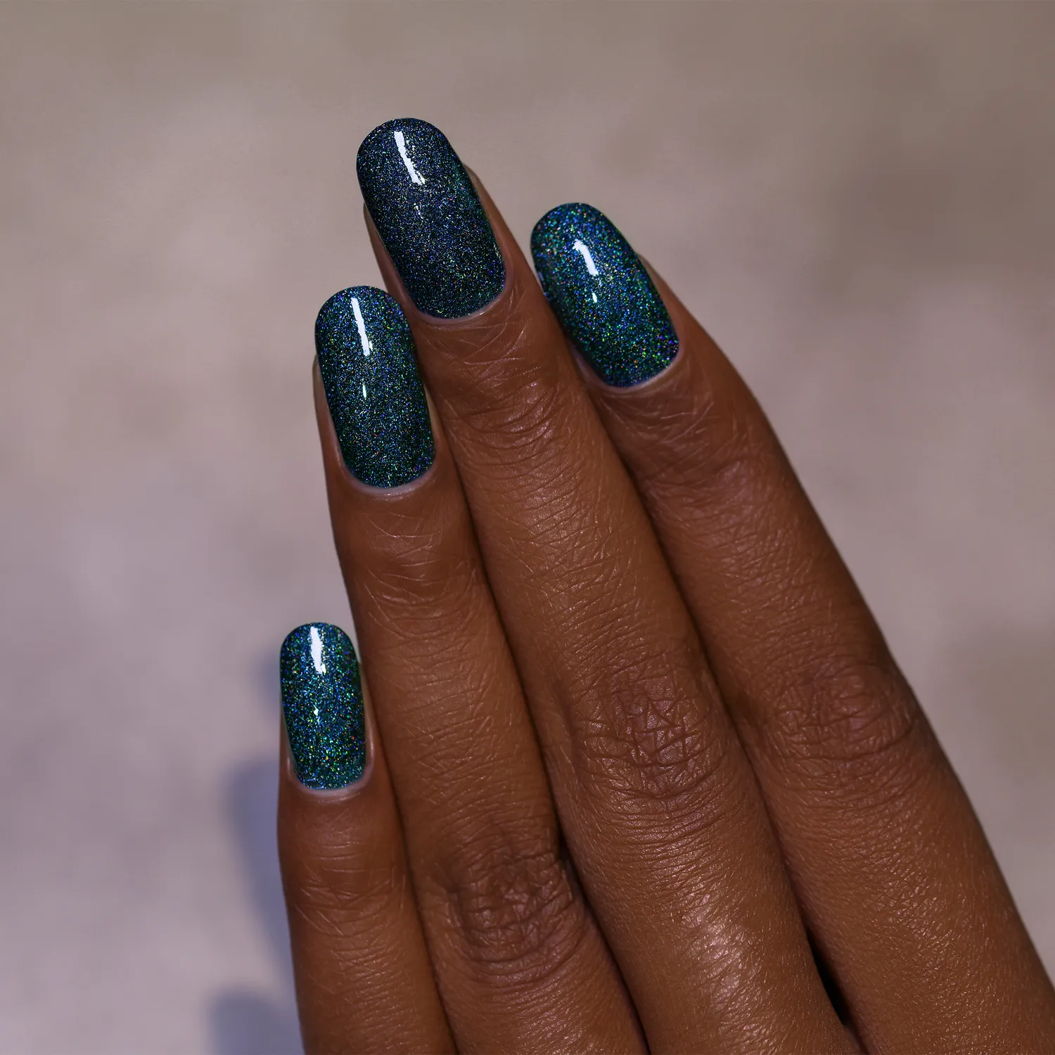 ILNP Skyline nagellack mörkblått holo