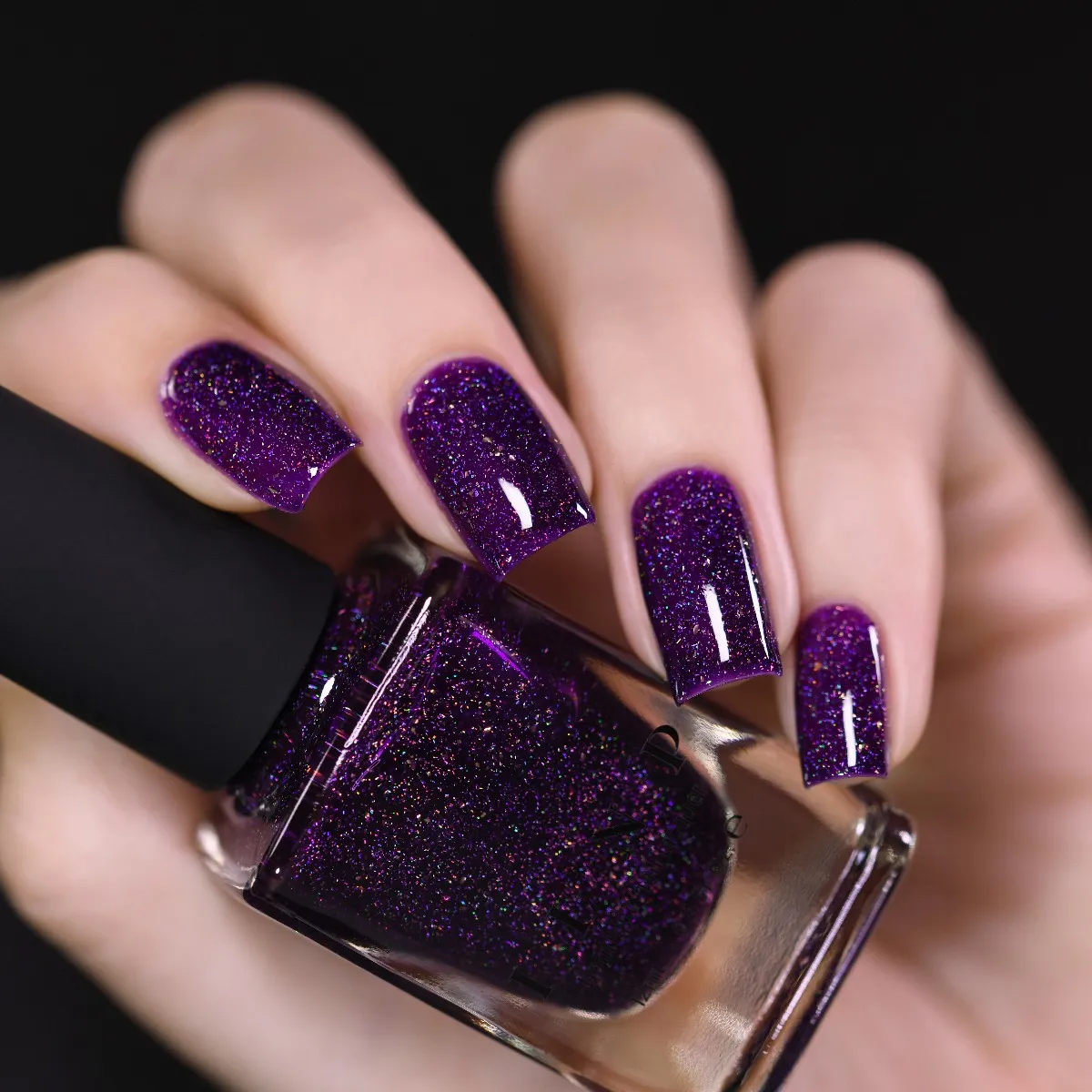 ILNP Vanity nagellack lila holografiskt