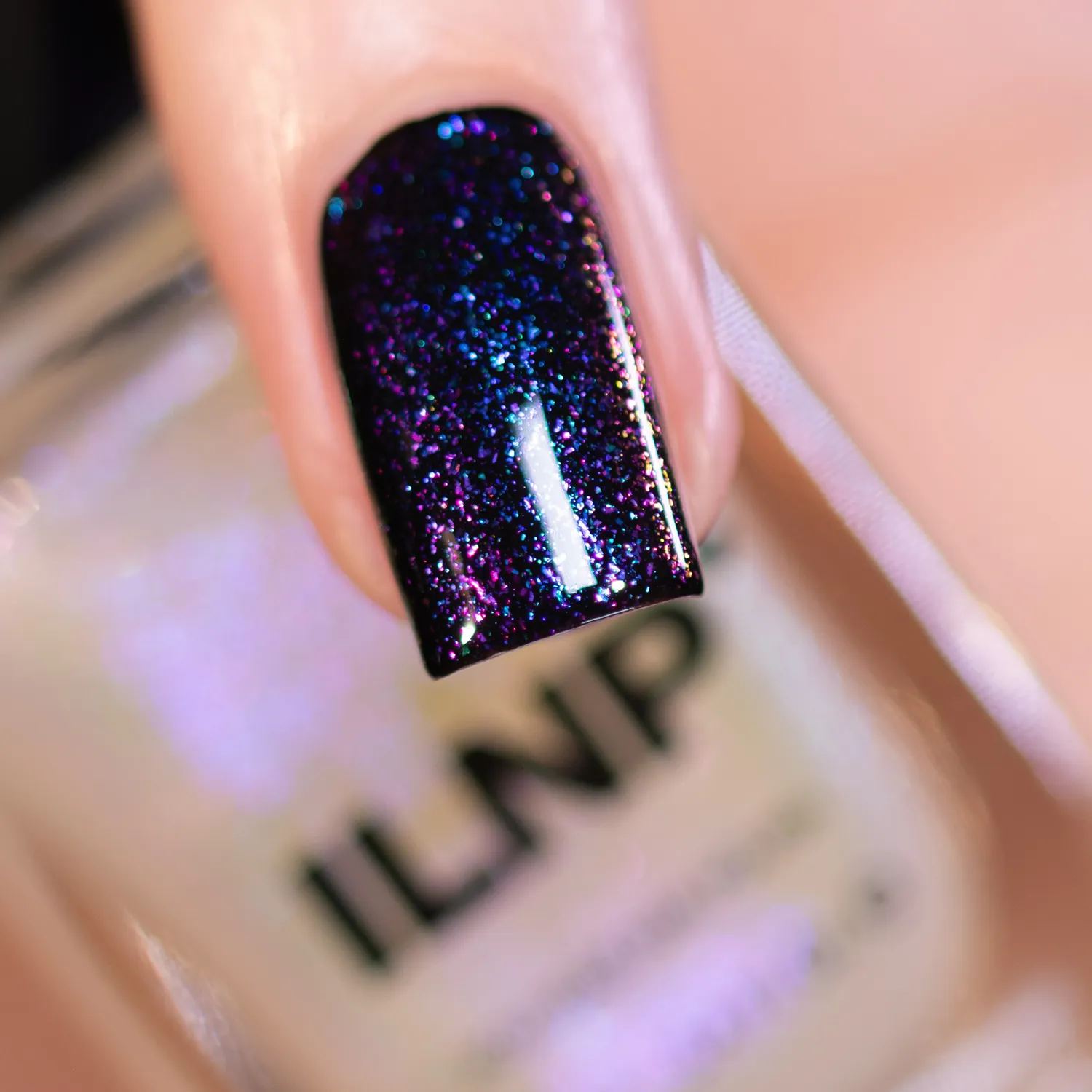 ILNP nagellack Moonstone topper skiftande