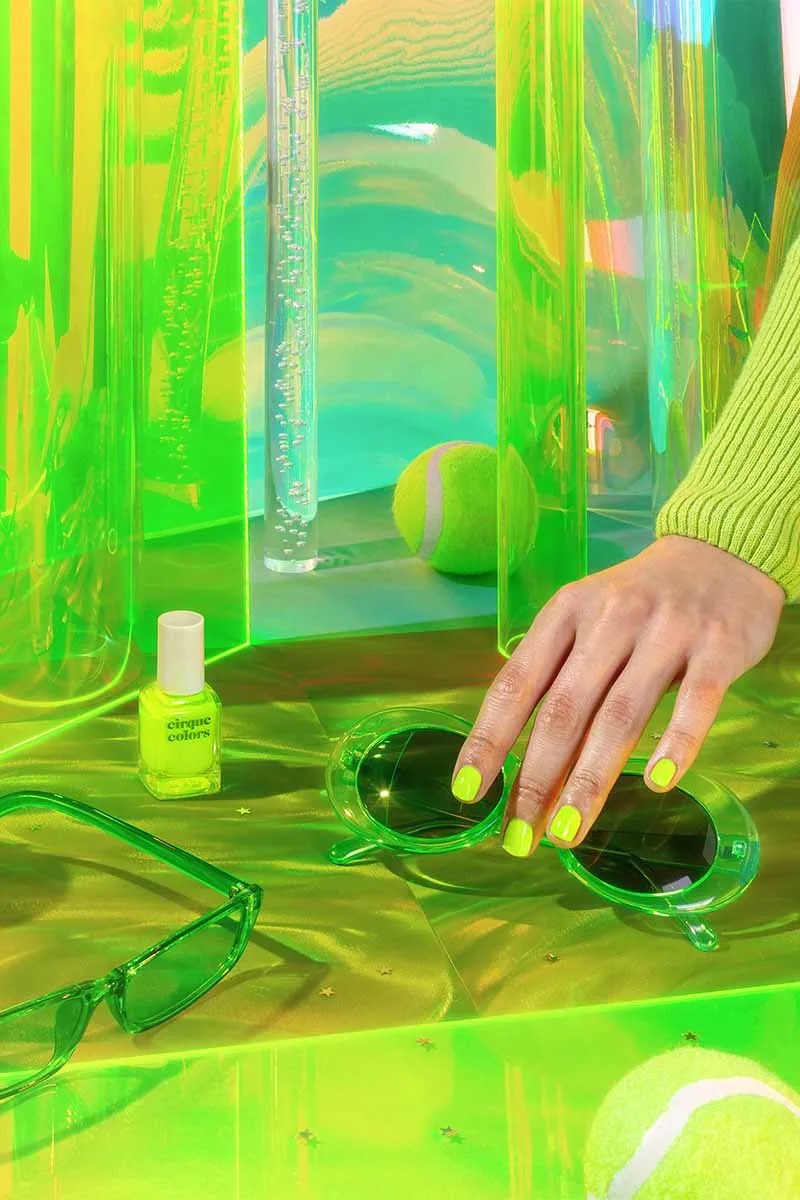 Cirque Colors Electric Daisy nagellack neon gul
