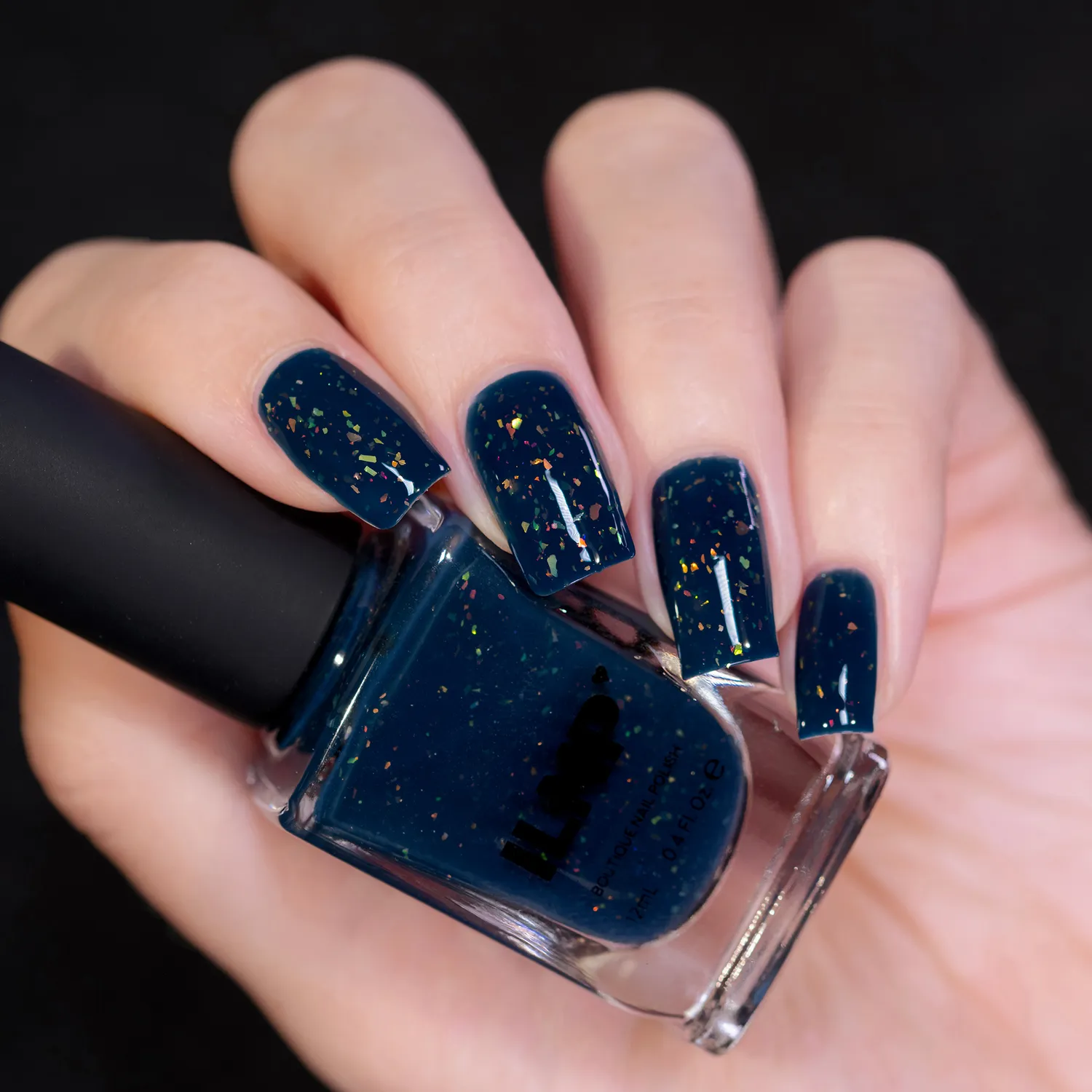 ILNP After The Rain Drizzle nagellack midnattsblå