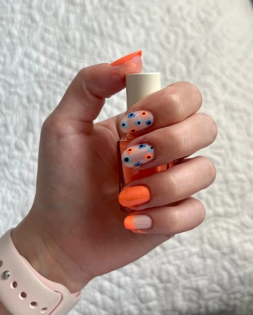 Cirque Colors Rumor Mill nagellack neonkorall kräm