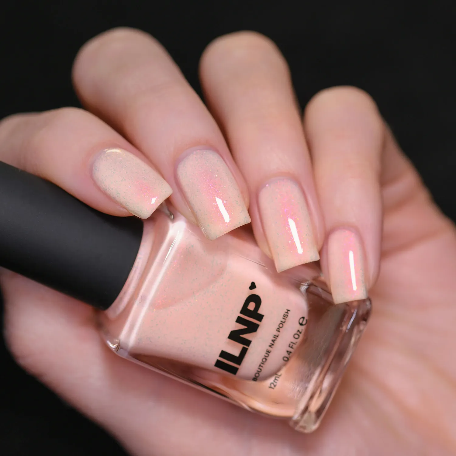 ILNP First Light nagellack persika skimrande