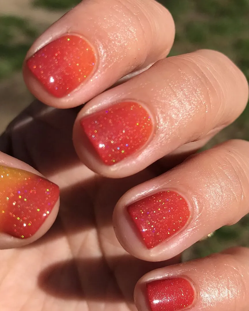 Cirque Colors Lumière topper guld glitter