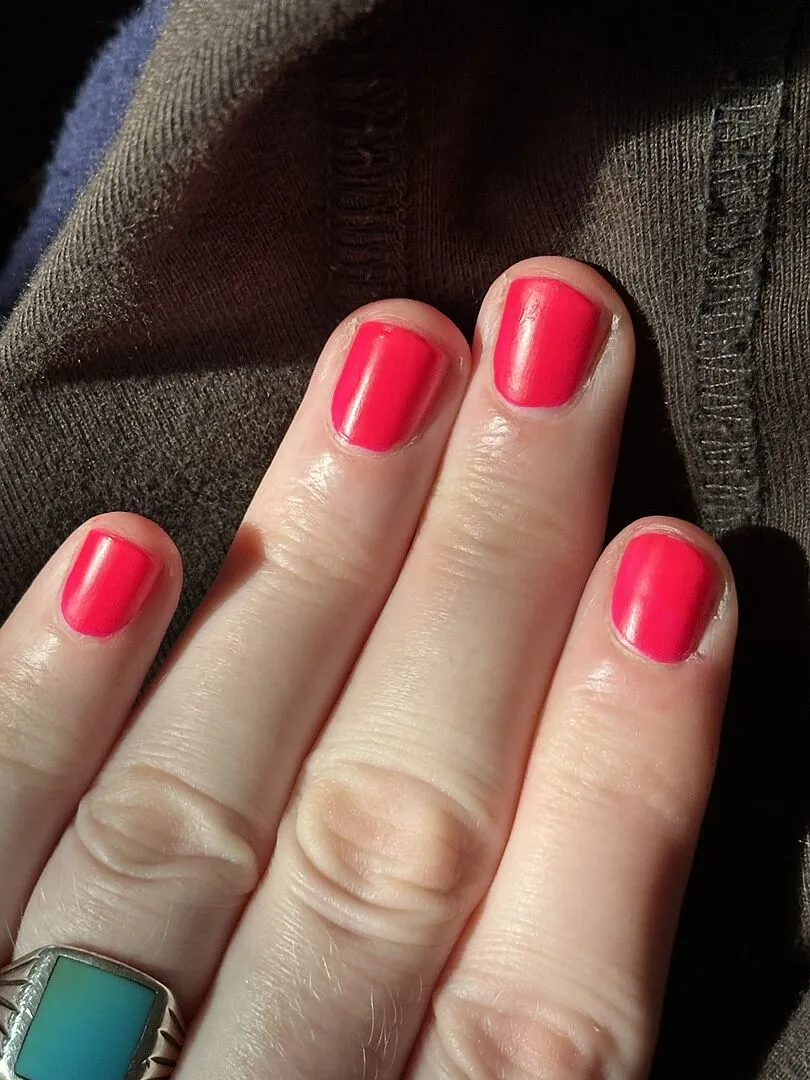 Cirque Colors Retail Therapy nagellack neonrosa satin