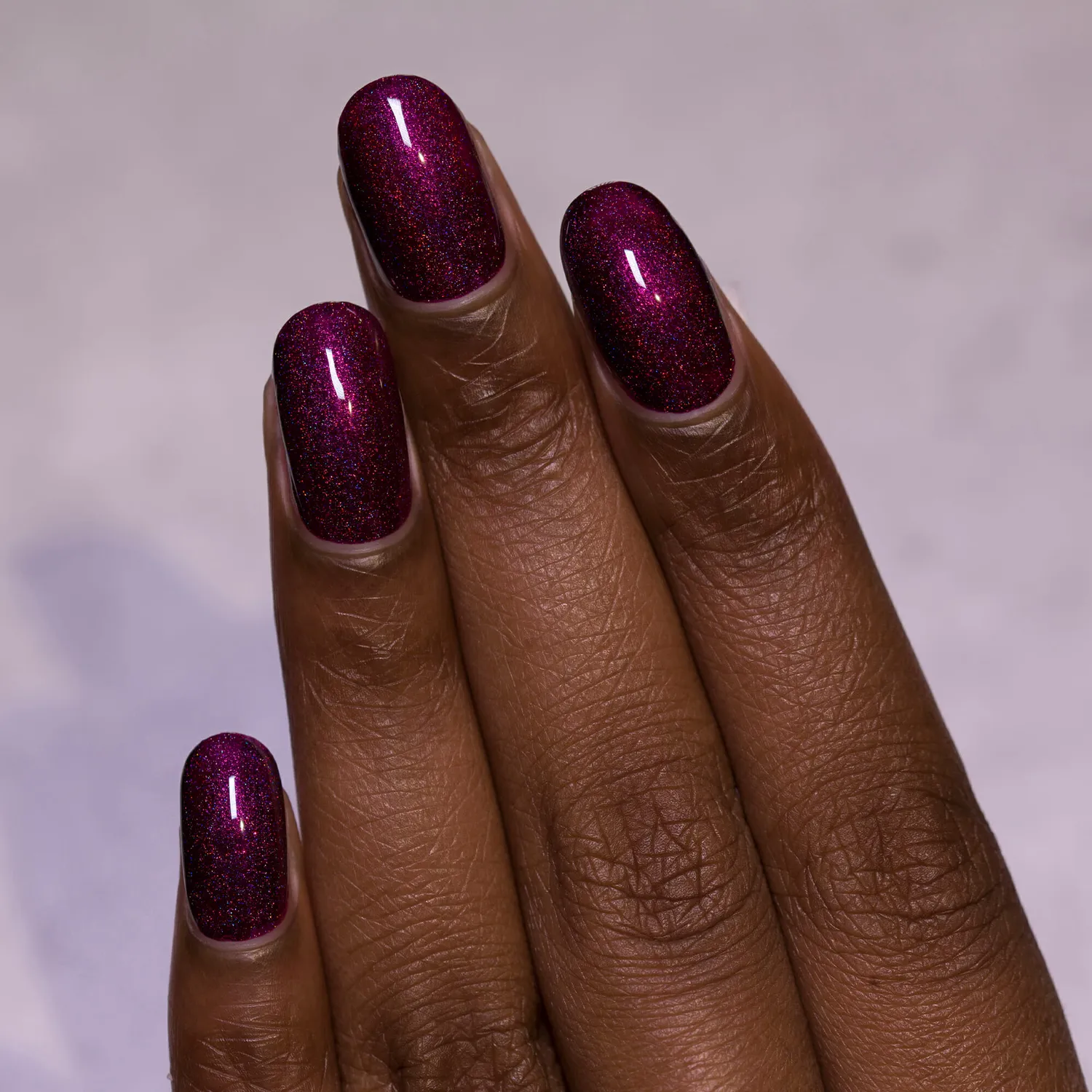 ILNP Black Orchid nagellack mörk bourgogne holografiskt