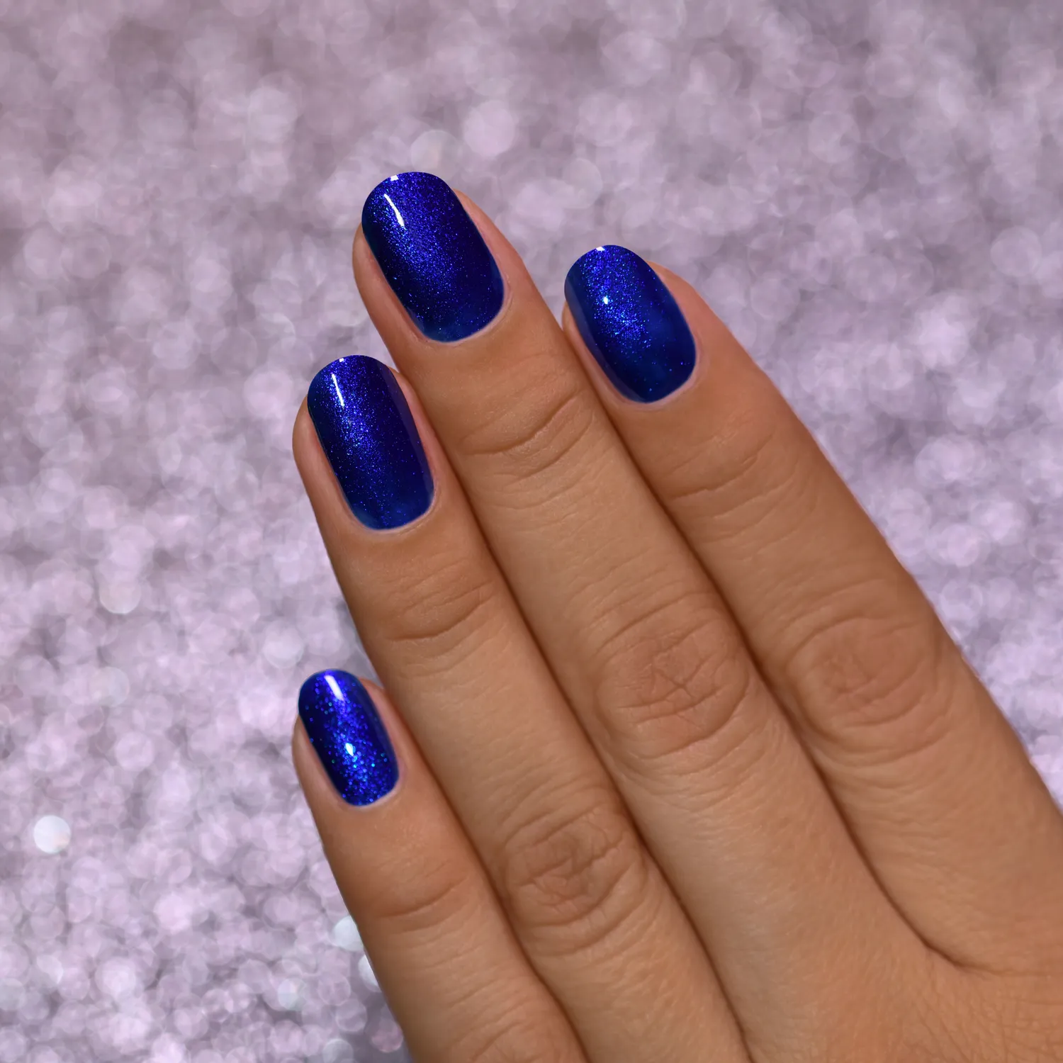 ILNP Midnight Kiss nagellack koboltblå shimmer