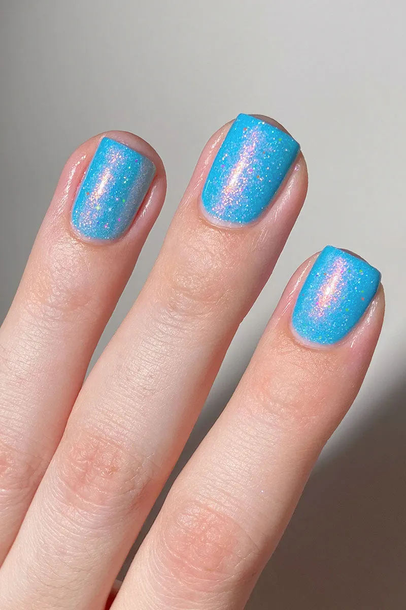 Cirque Colors Tipsy Turvy nagellack jelly blå holographic