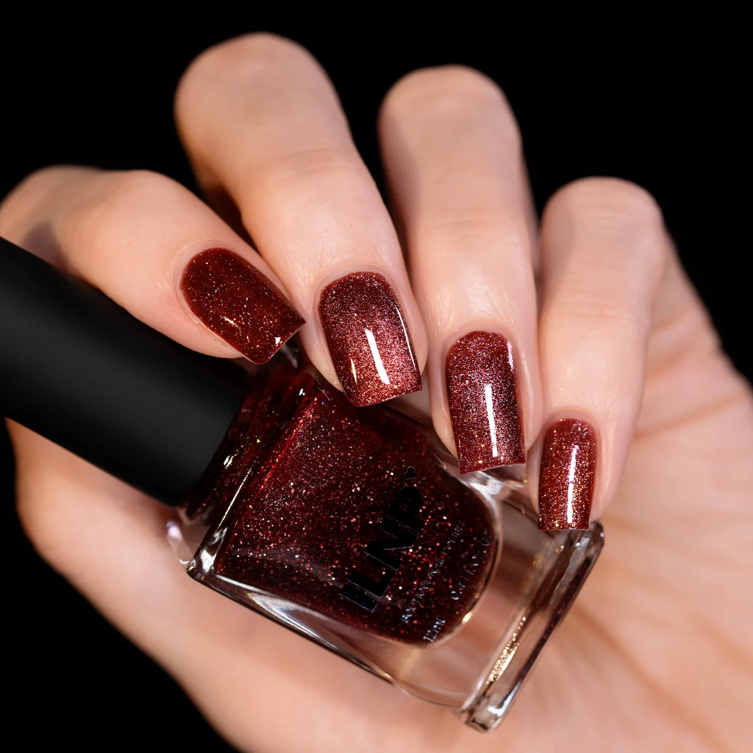 ILNP Cherry Cola magnetiskt nagellack brun magneteffekt