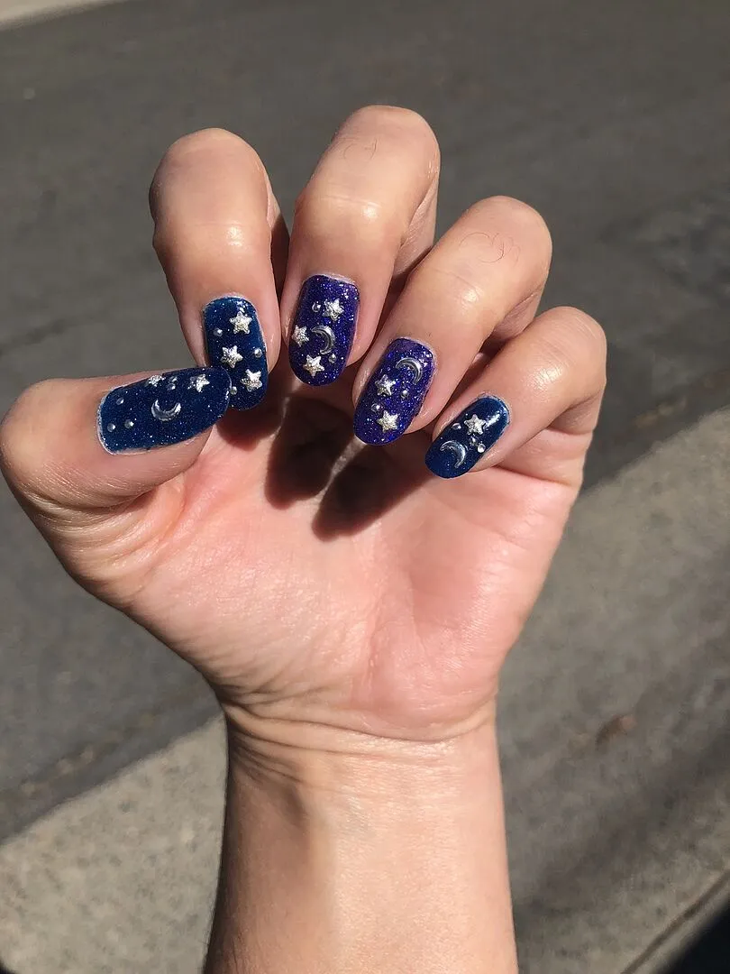 Cirque Colors Celestial Charms nageldekorationer guld silver