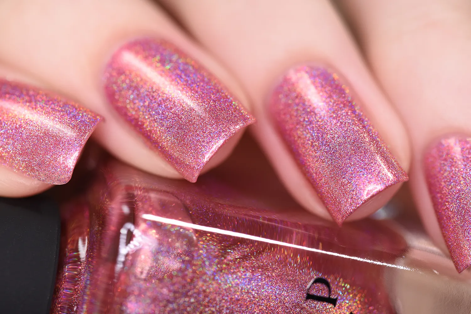 ILNP Kiss And Tell Ultra Holo nagellack rosa holografiskt
