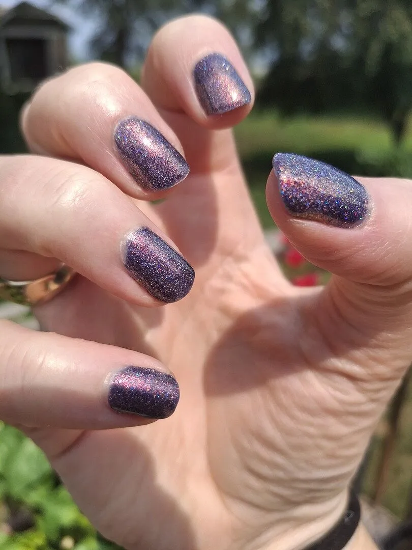 Cirque Colors Star Crossed Lovers nagellack lila multikrom