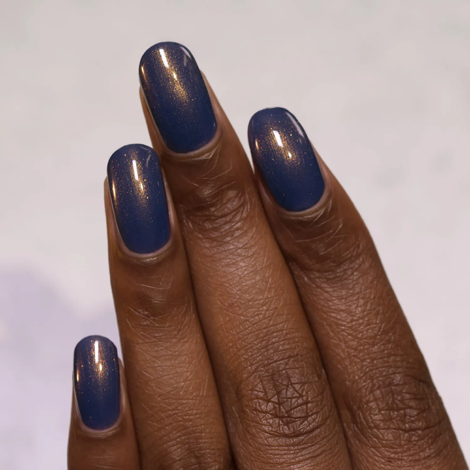 ILNP The Boulevard nagellack gråblå shimmer