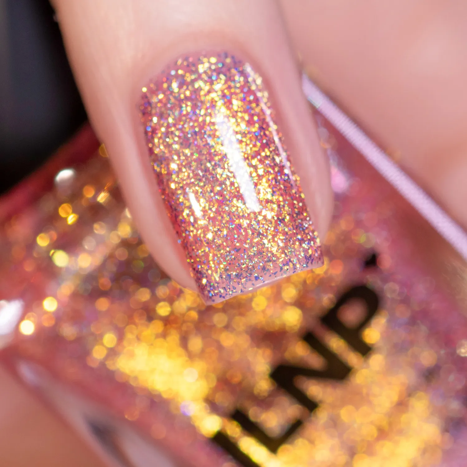 ILNP Cabana Pink Lemonade nagellack rosa guld