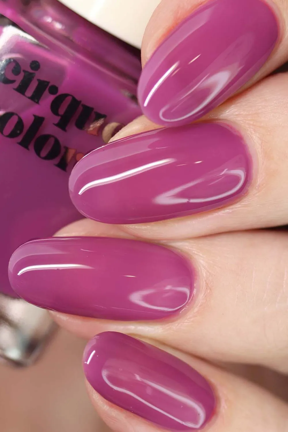 Cirque Colors Berry Jelly nagellack lila jelly