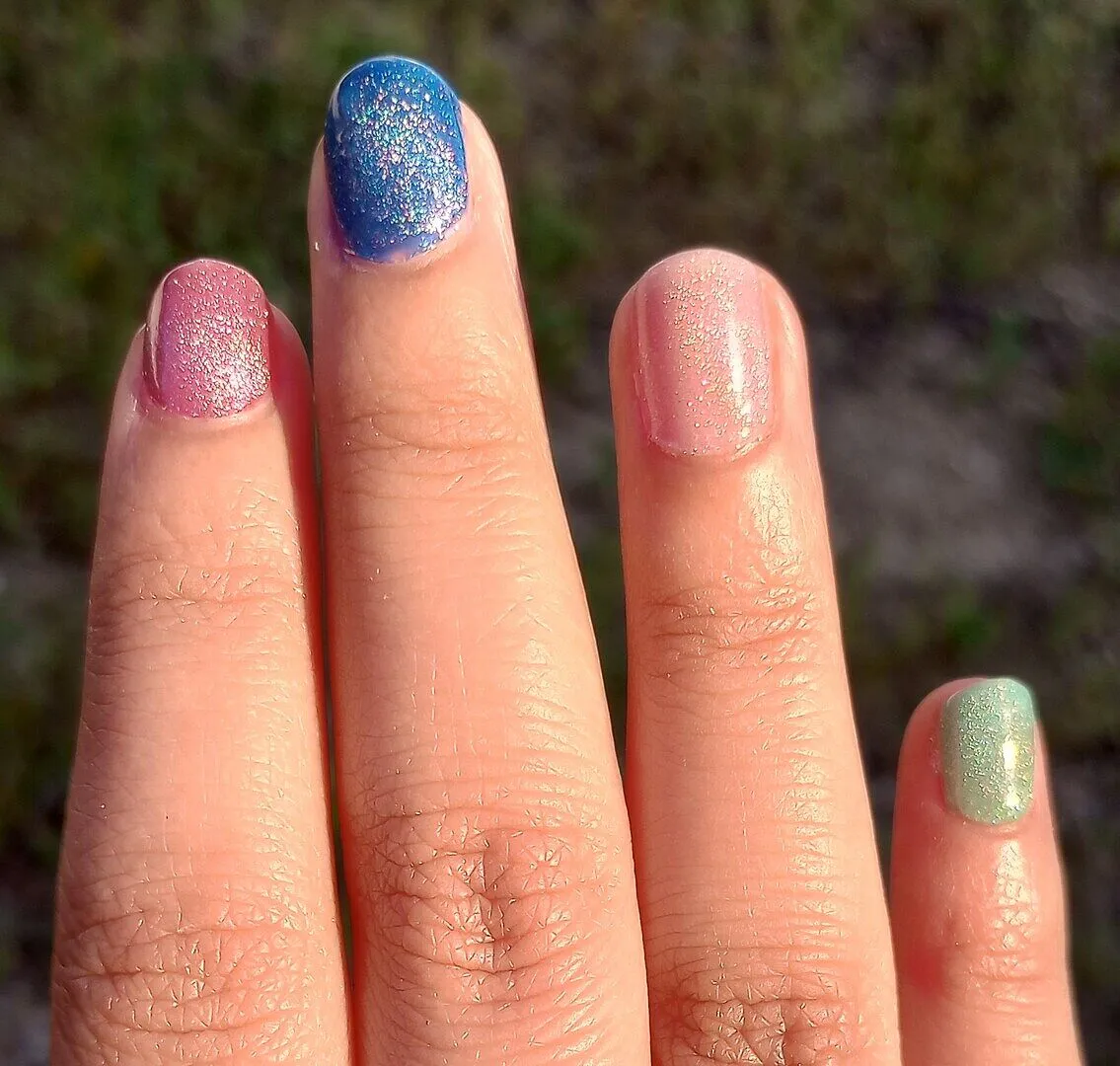 Cirque Colors Starry Eyed nagellack silver magnetisk topper