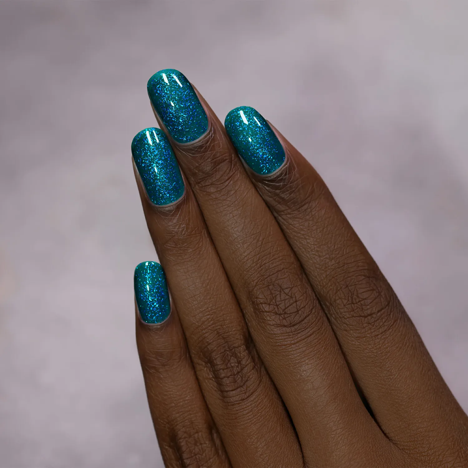 ILNP Courtyard Good Mornings nagellack teal holografisk
