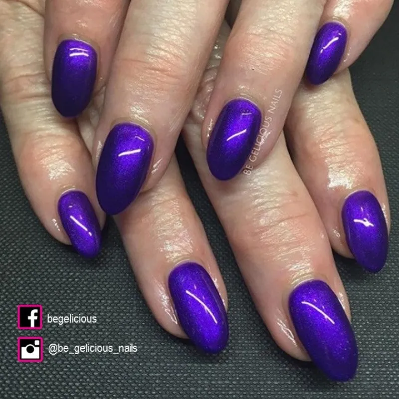 Iz Beauty Calgel Party At The Palace CG825 gellack 4g lila metallic