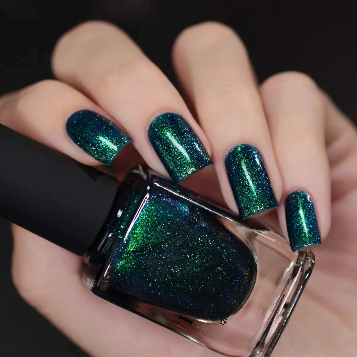 ILNP Riddle Me This holografiskt nagellack blå
