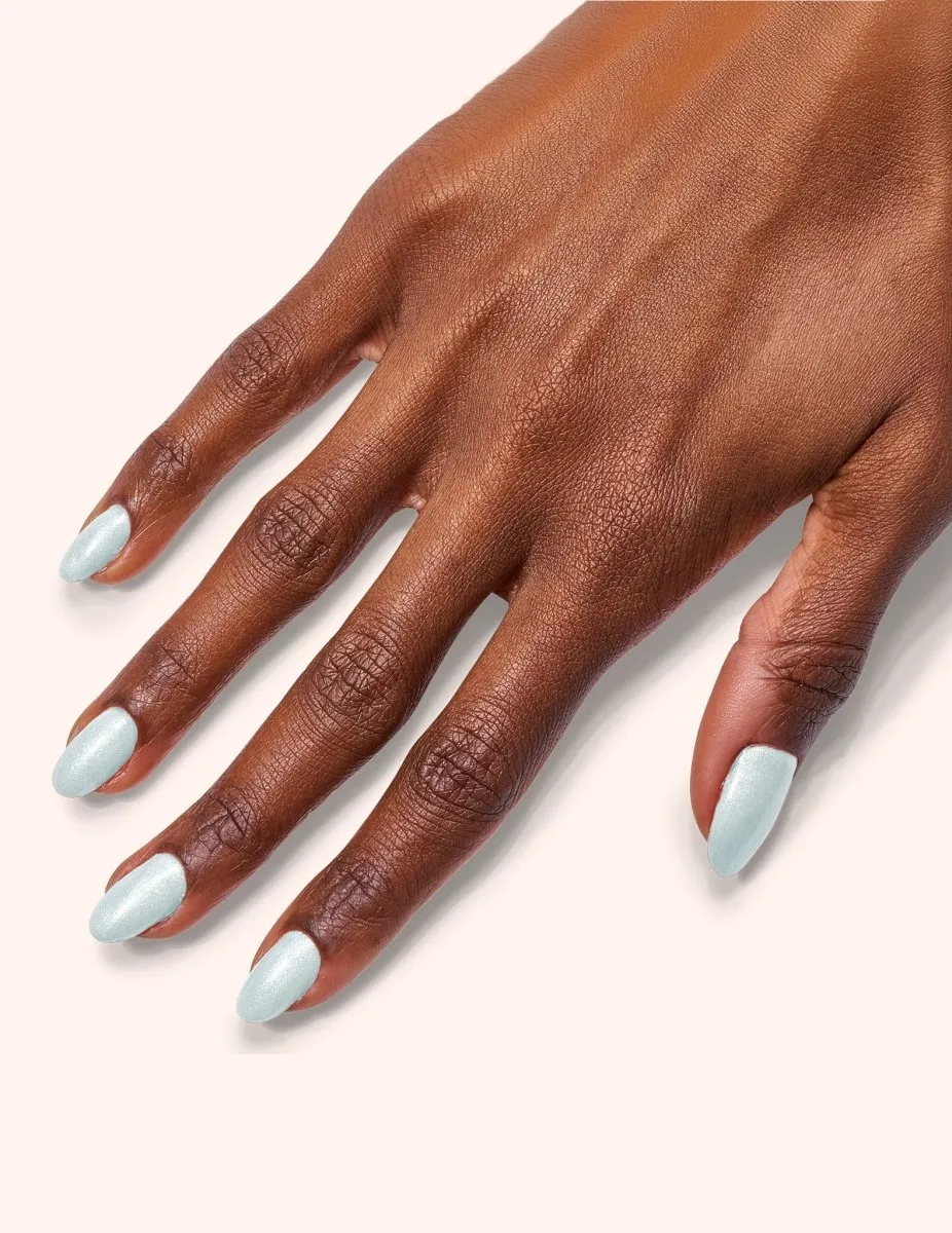 Le Mini Macaron Iced Blue gellack ljusblå shimmer