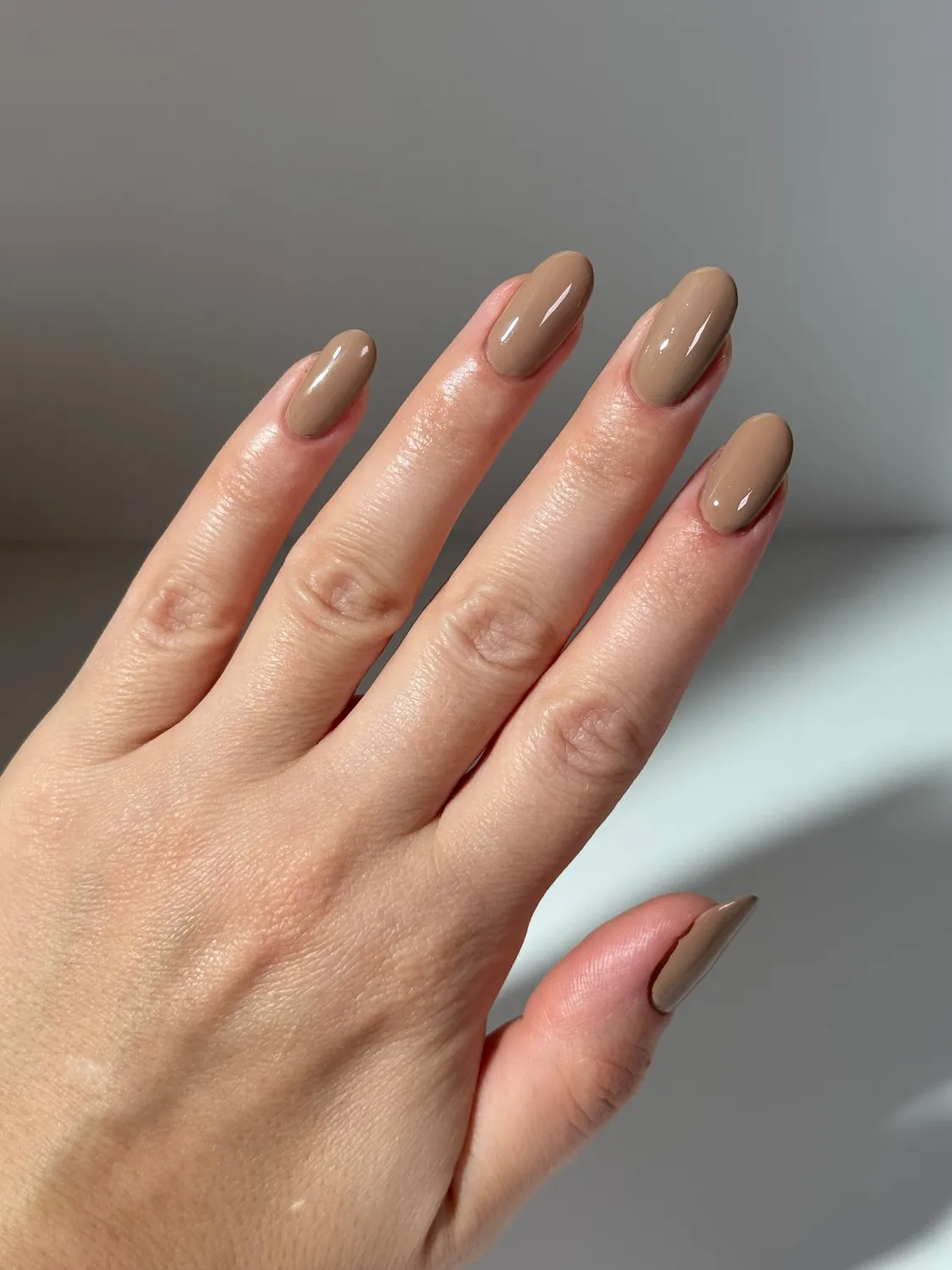 Nailberry Honesty nagellack 14 ml mörkbeige