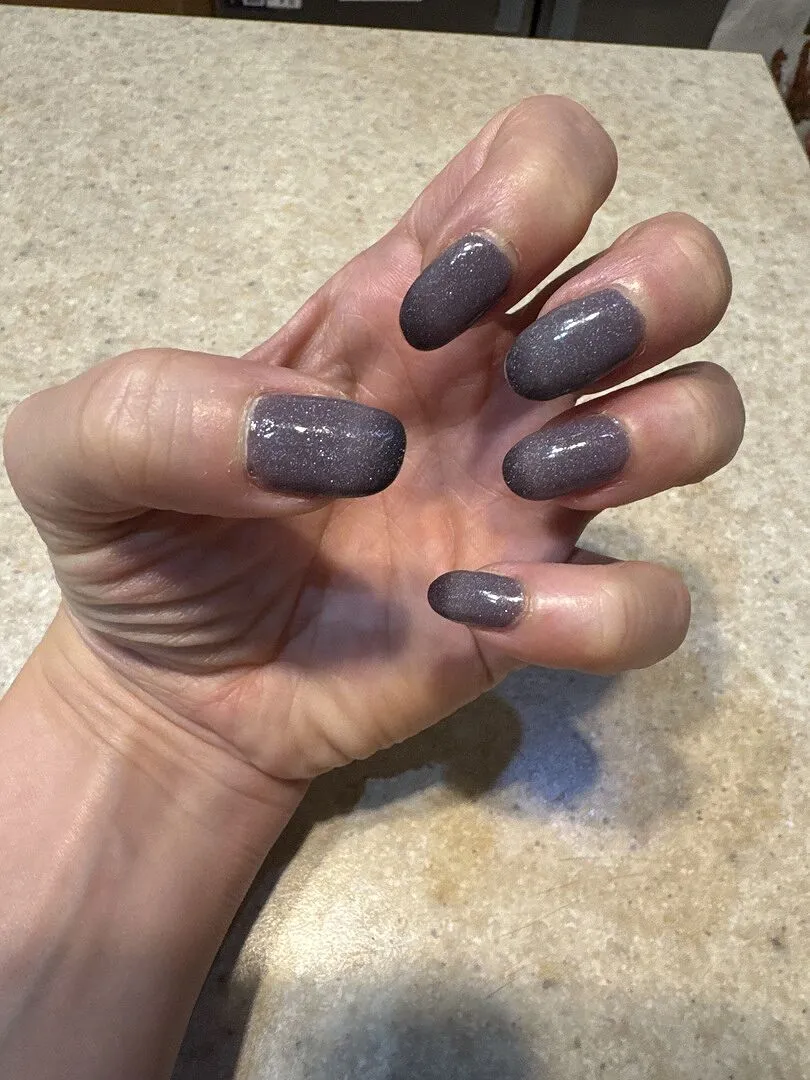 Cirque Colors Witching Hour nagellack termisk svart