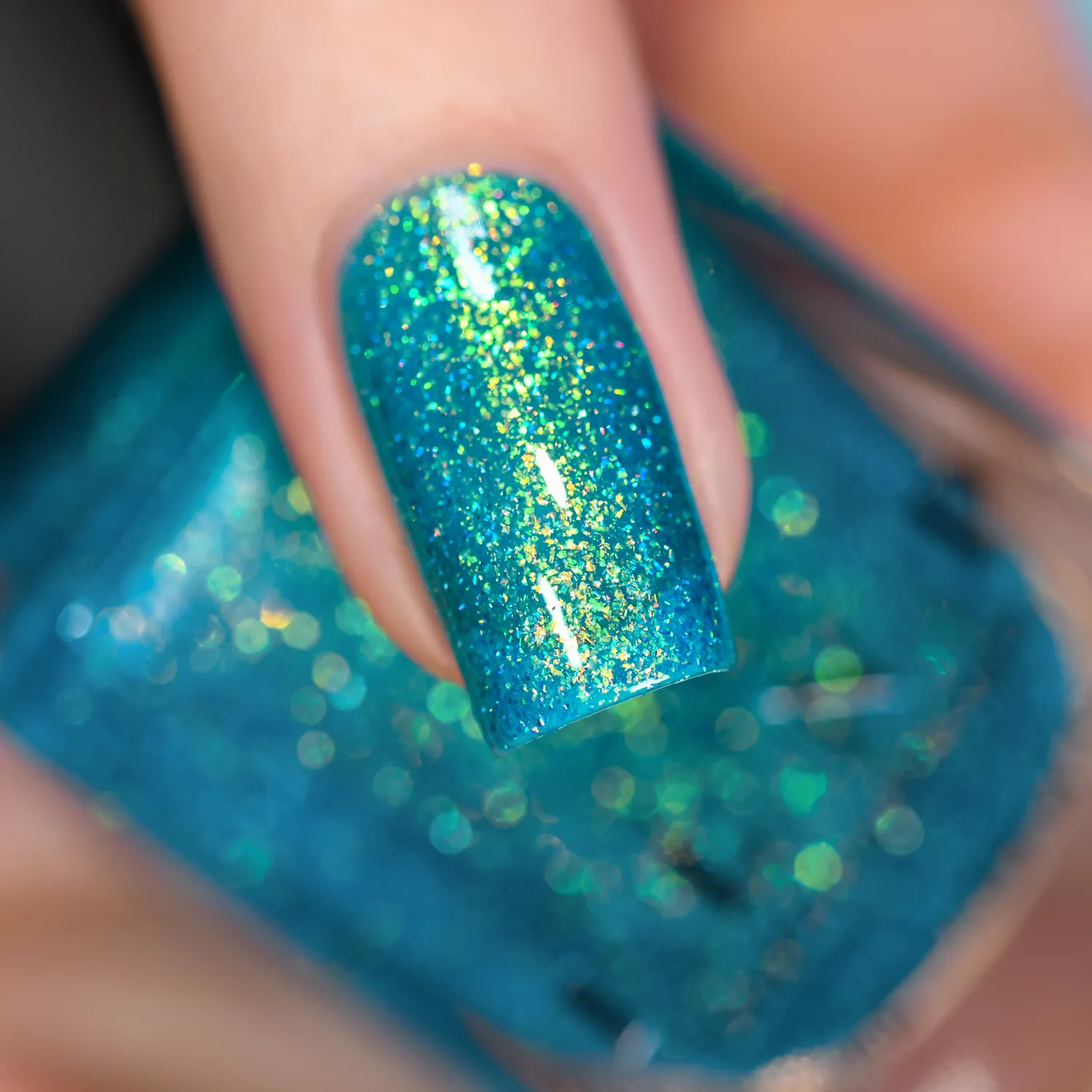 ILNP Blue Lagoon nagellack turkost holografiskt jelly