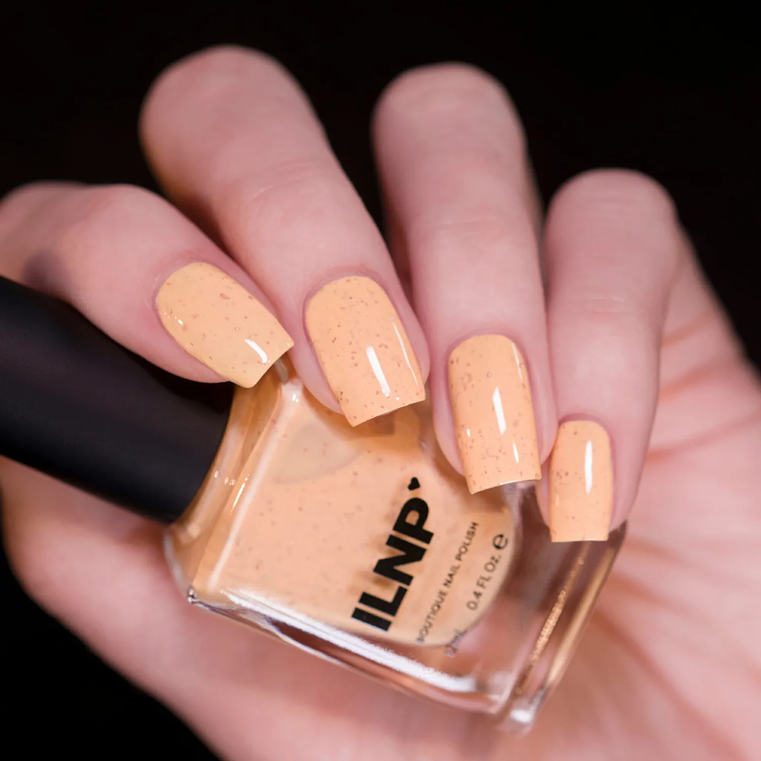 ILNP Something Sweet Milk Tea nagellack mjökigt orange