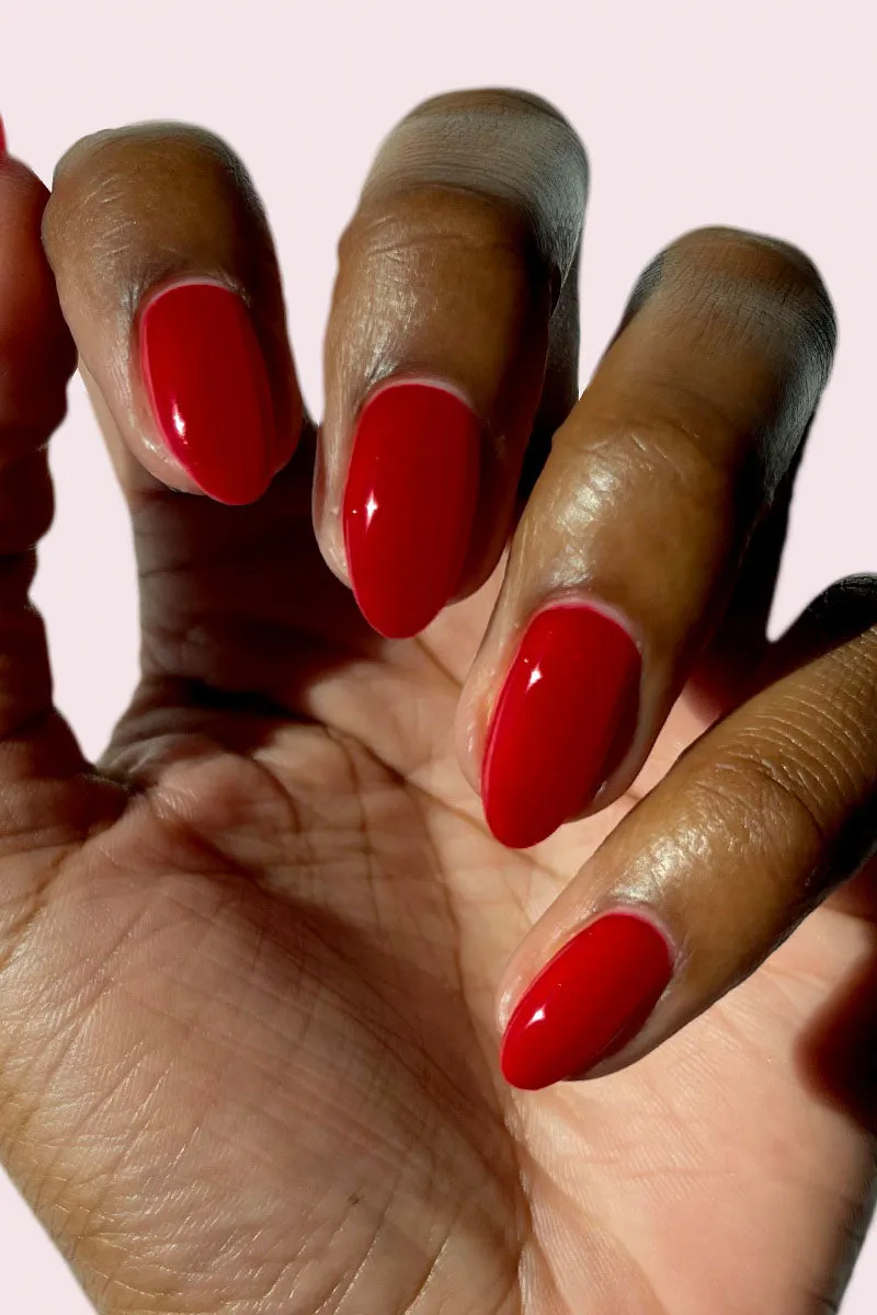 Cirque Colors Mushroom Kingdom nagellack termisk röd