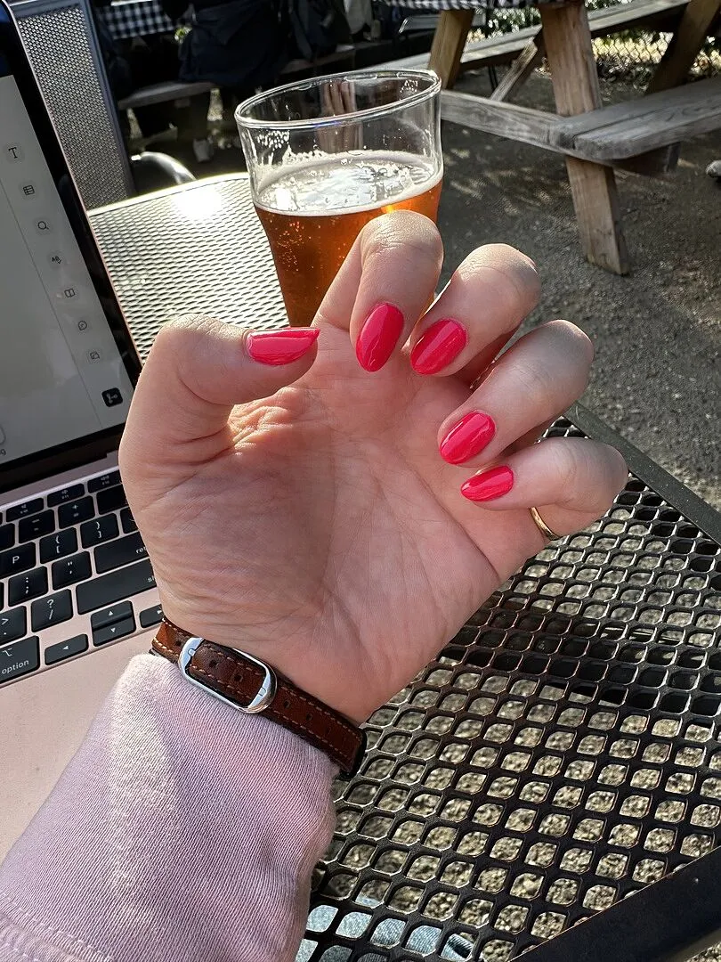 Cirque Colors Retail Therapy nagellack neonrosa satin
