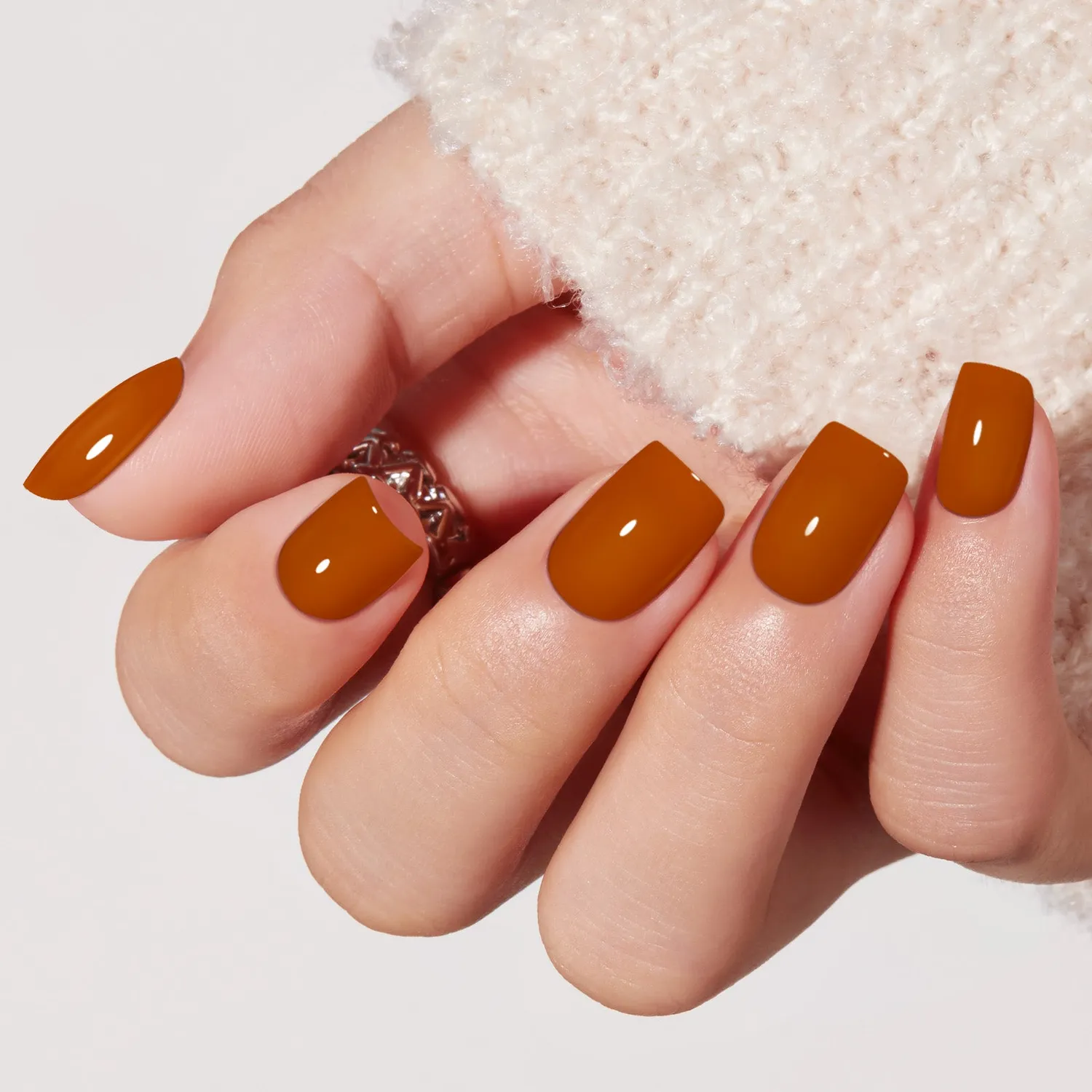 Modelones Burnt Caramel lösnaglar press on varmbrun