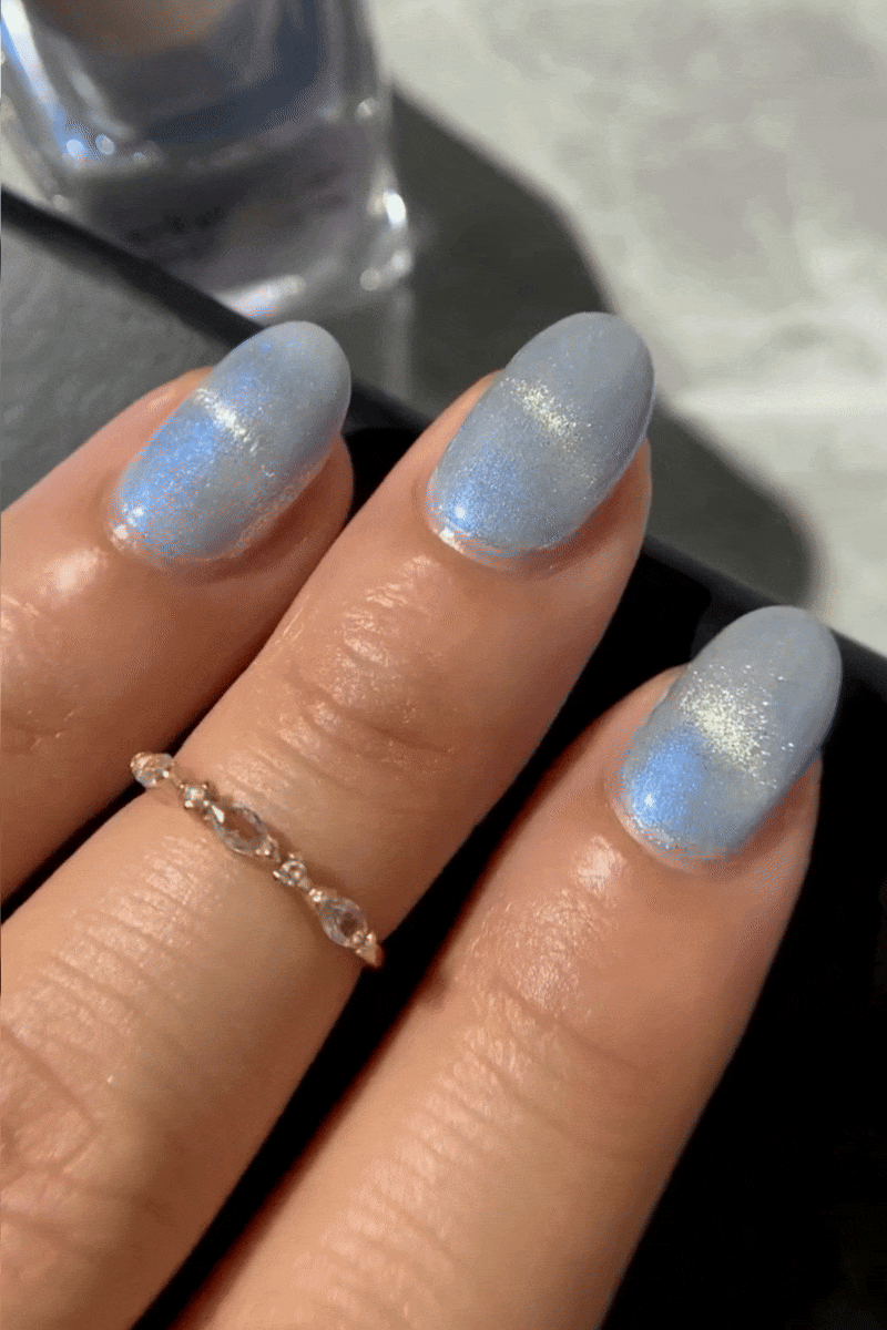 Cirque Colors Cupid's Arrow magnetlack silverblå