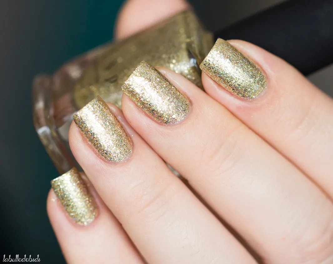 ILNP Empire nagellack guld metallic spegelglans