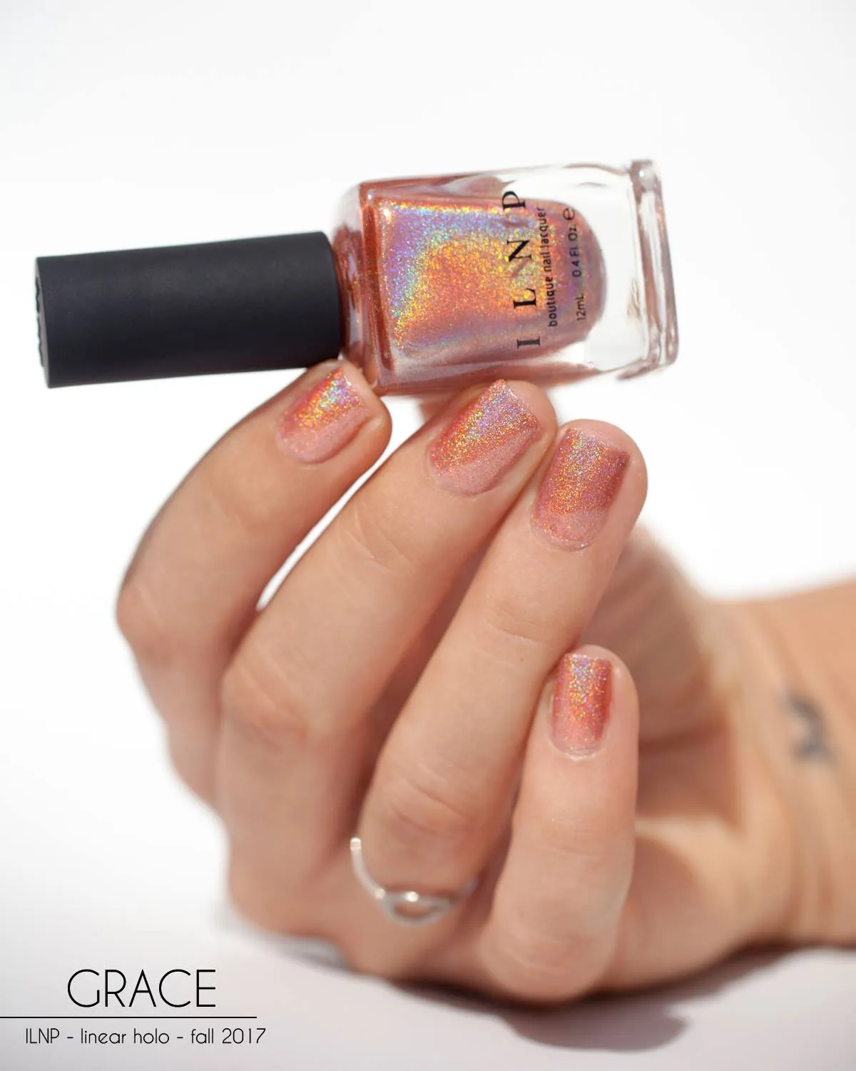ILNP Ultra Holo Grace nagellack guldpeach holografiskt