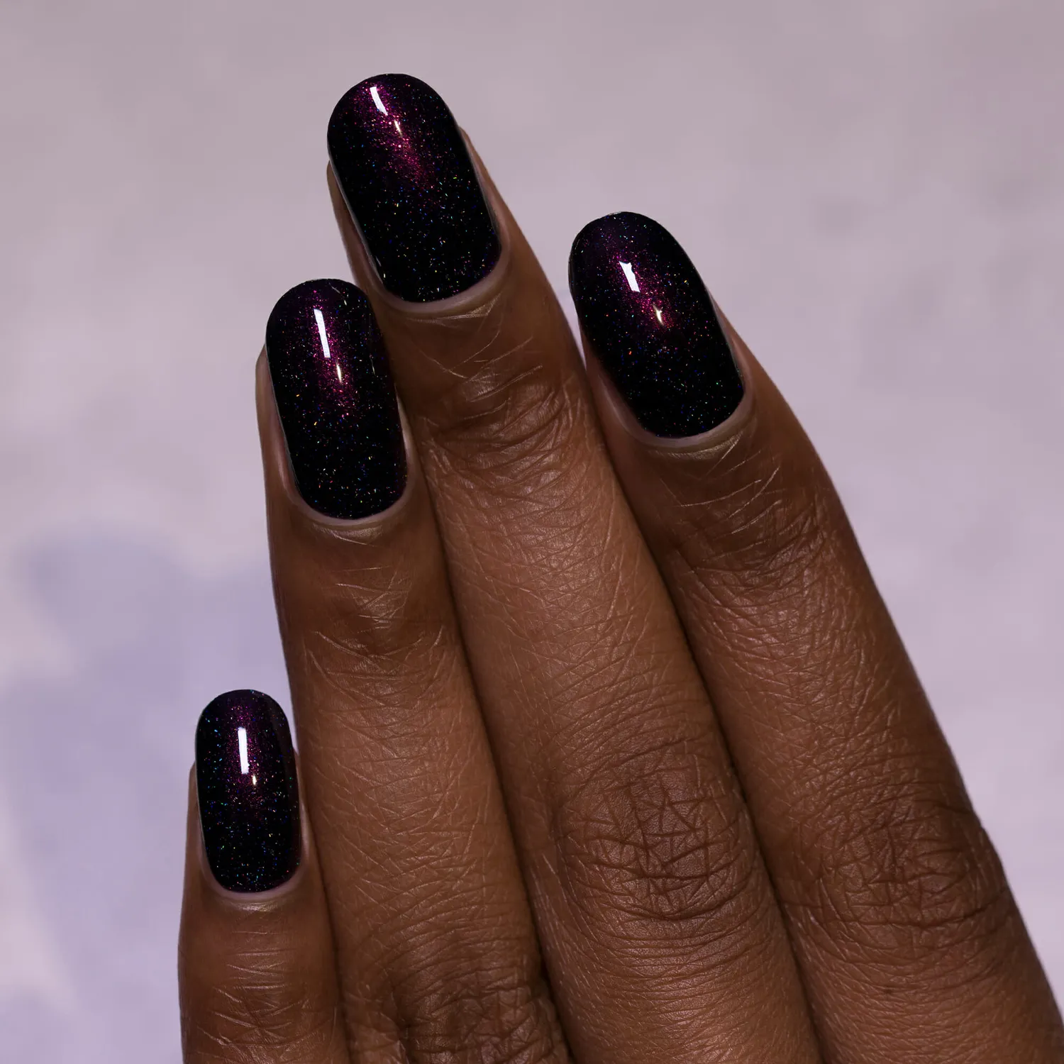 ILNP Mon Amour nagellack holografisk mörklila
