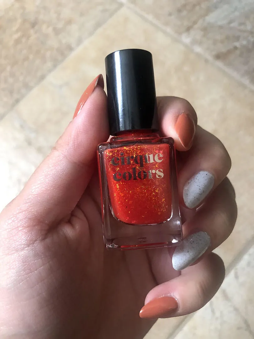 Cirque Colors Tutti Frutti nagellack röd jelly