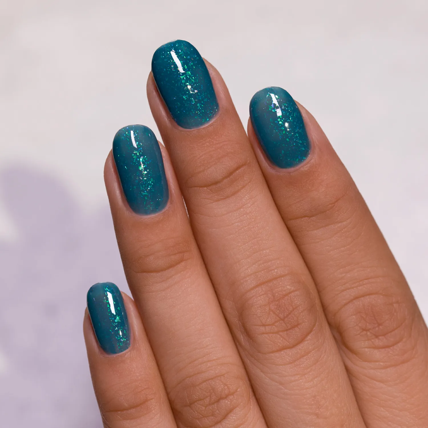 ILNP The Message nagellack celadonblå shimmer