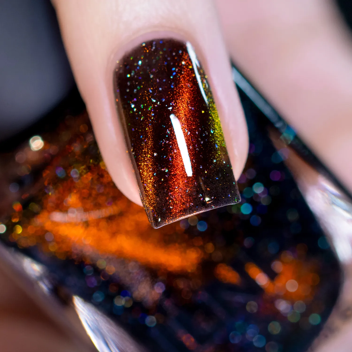ILNP Nightlife Roulette nagellack röd magnetisk