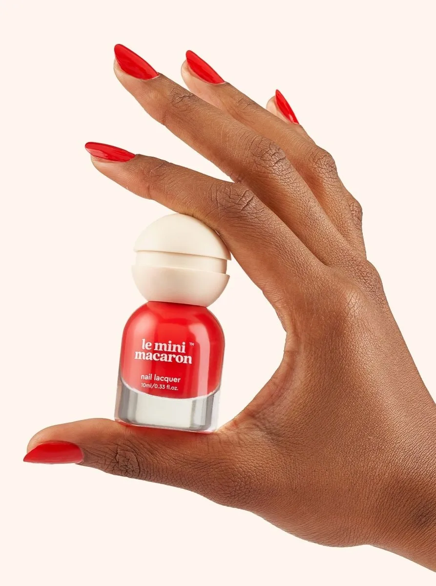 Le Mini Macaron Cherry Red nagellack klarrött