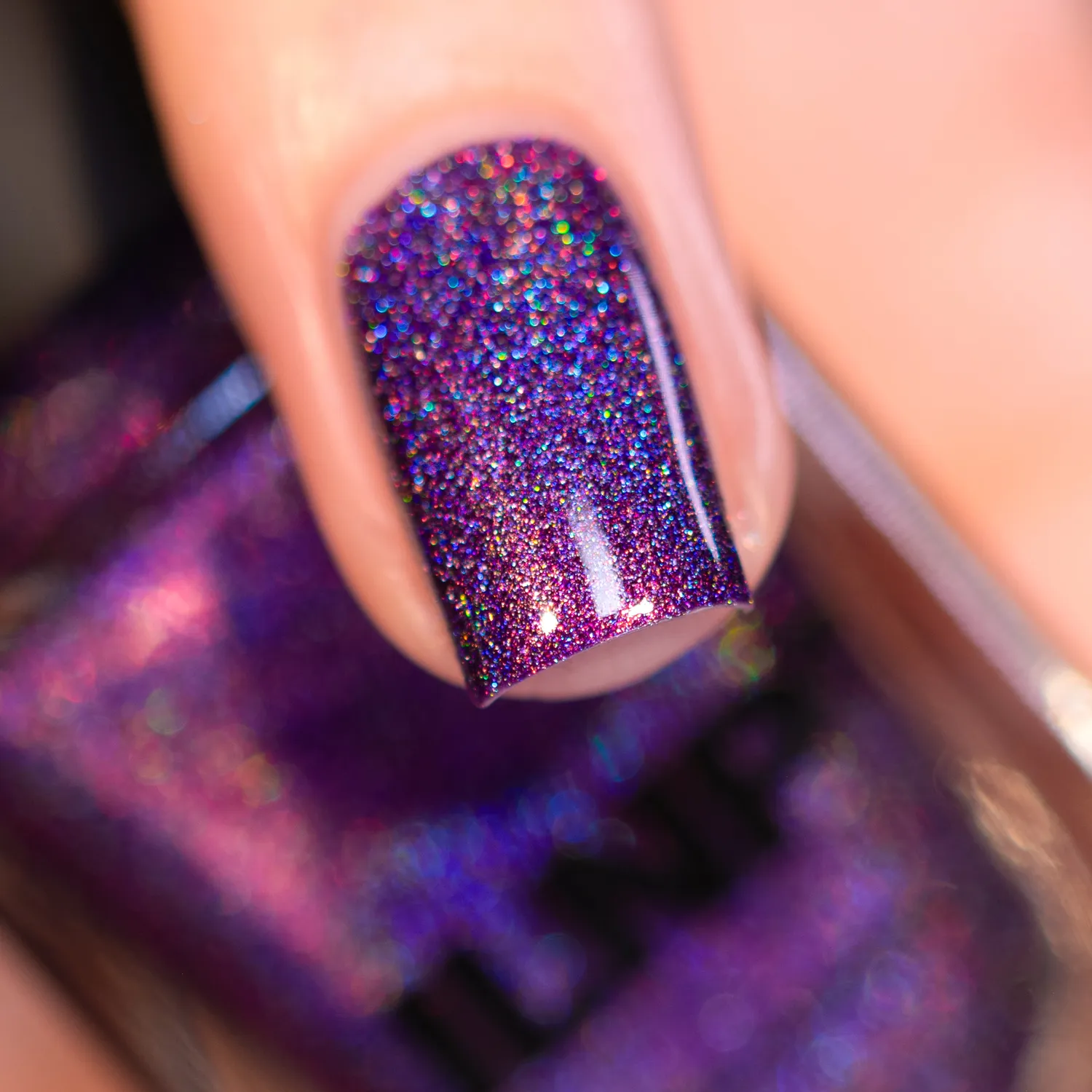 ILNP Last Light nagellack 12 ml violett holo