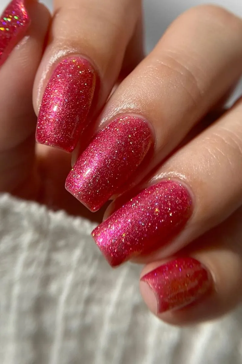 Cirque Colors Ringleader nagellack röd-orange holografisk