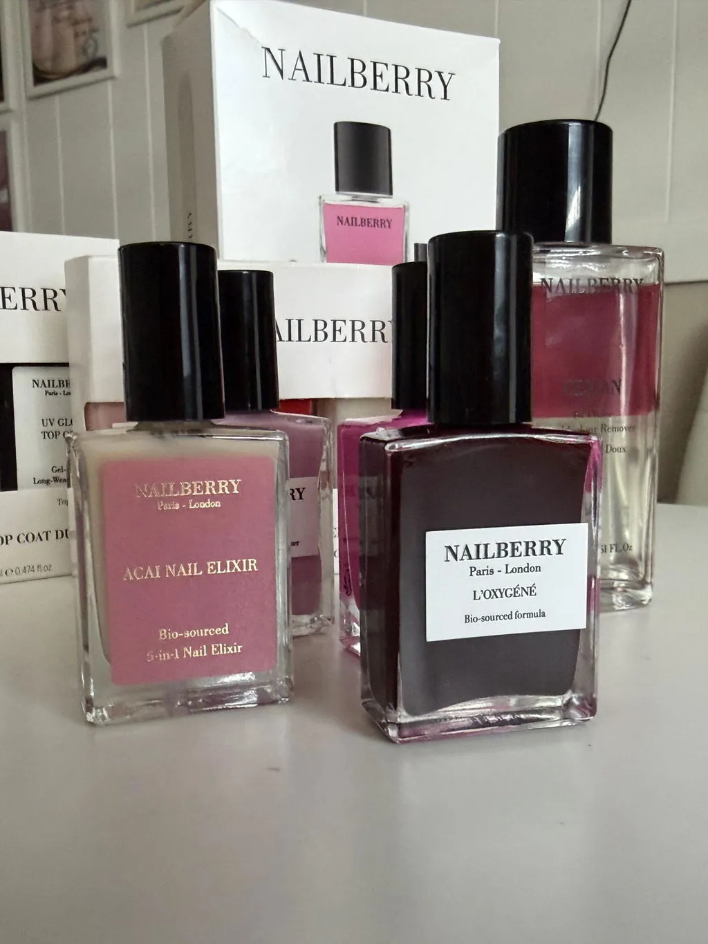 Nailberry Ultimate SOS Manicure Kit nagelvård 4-delar