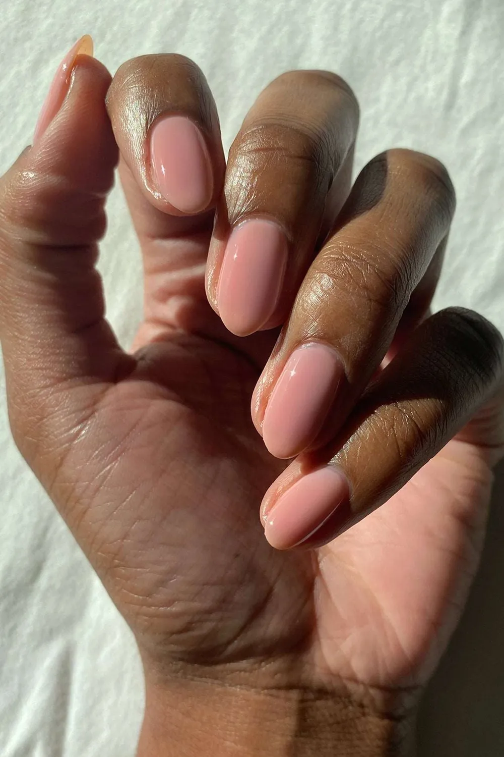 Cirque Colors Georgette nagellack sheer mauve
