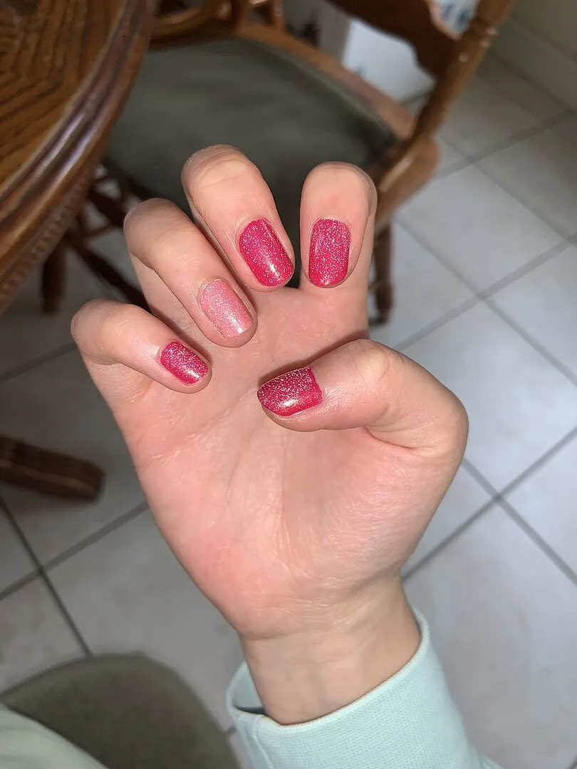 Cirque Colors Tiny Dancer glitter topper rosa