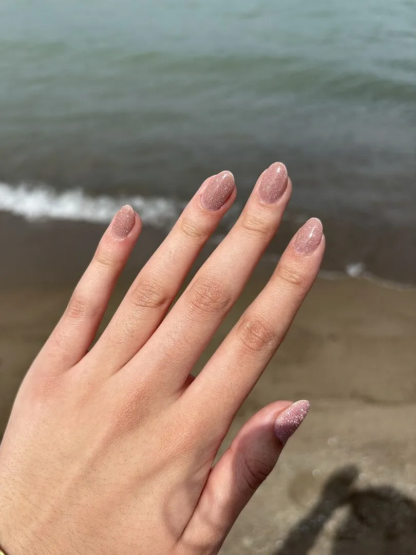 Cirque Colors Tiny Dancer glitter topper rosa
