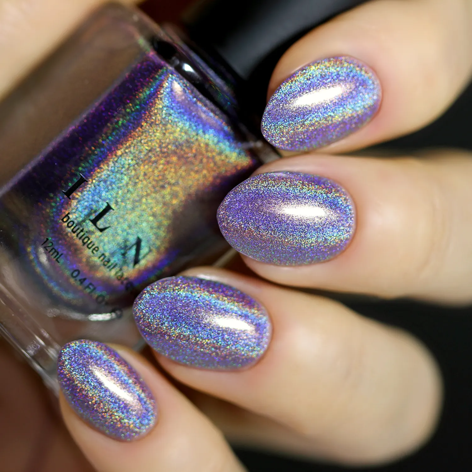 ILNP Fall Into Winter Staying In nagellack lila holo