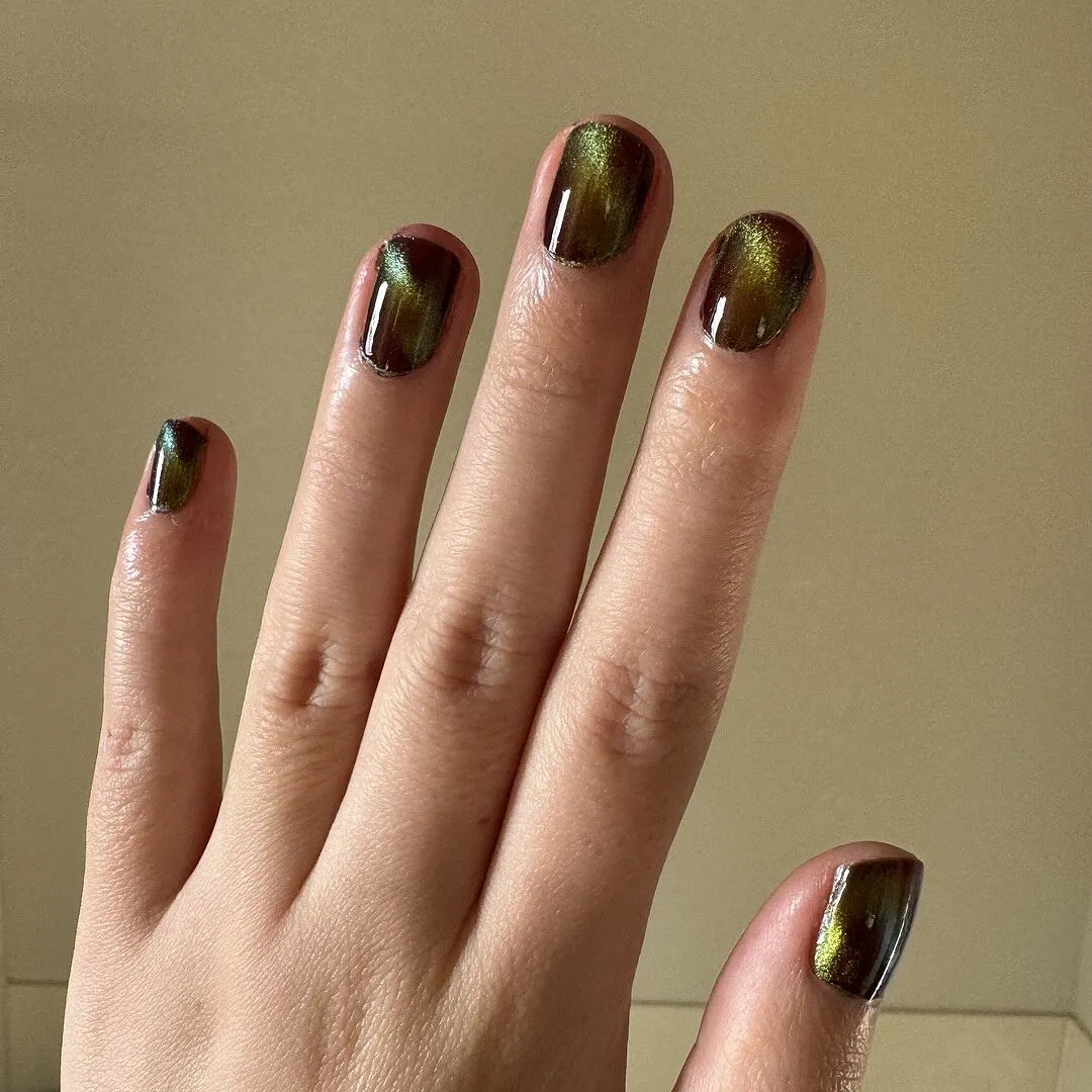 Cirque Colors Delusions of Grandeur nagellack magnetisk röd