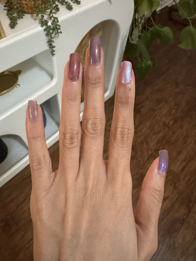 Cirque Colors Wildflowers nagellack lila shimmer