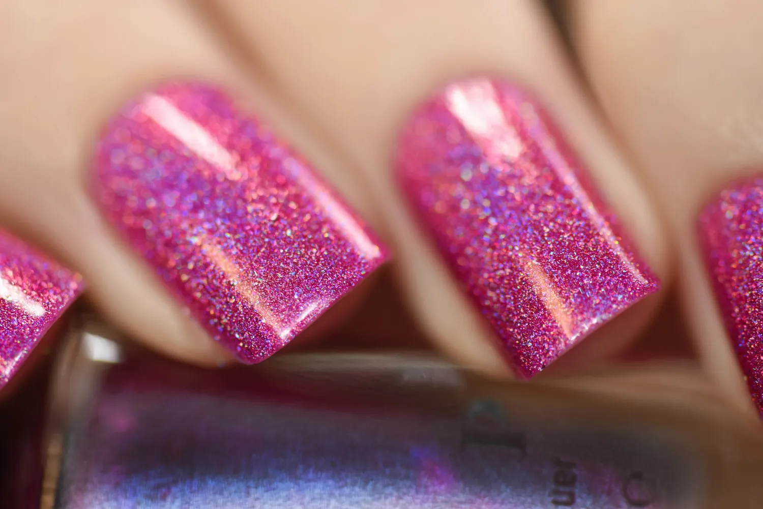 ILNP Paige nagellack holografisk bärrosa